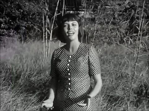 Mireille Mathieu - Et quand tu seras là (1971) NB