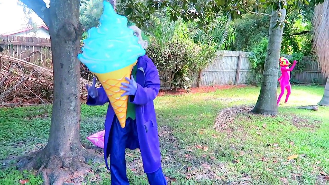 Spiderman vs Joker GIANT Ice Cream! - w/ Pink Spidergirl, Venom, Rainbow Balls - Disney Princess