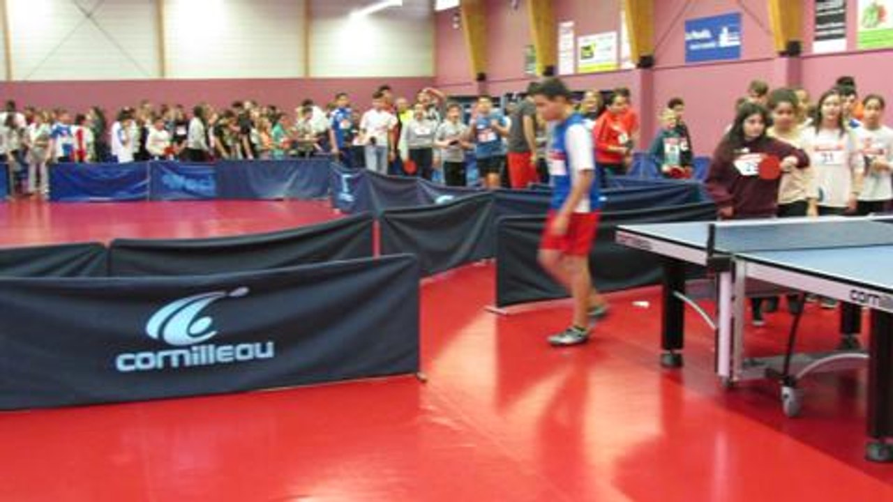 Ping pong  Tentative de record de monde à Forbach.MOV