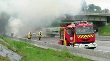Saint-Didier-de-la-Tour : une voiture en flammes sur l'A43 et un dangereux nuage de...