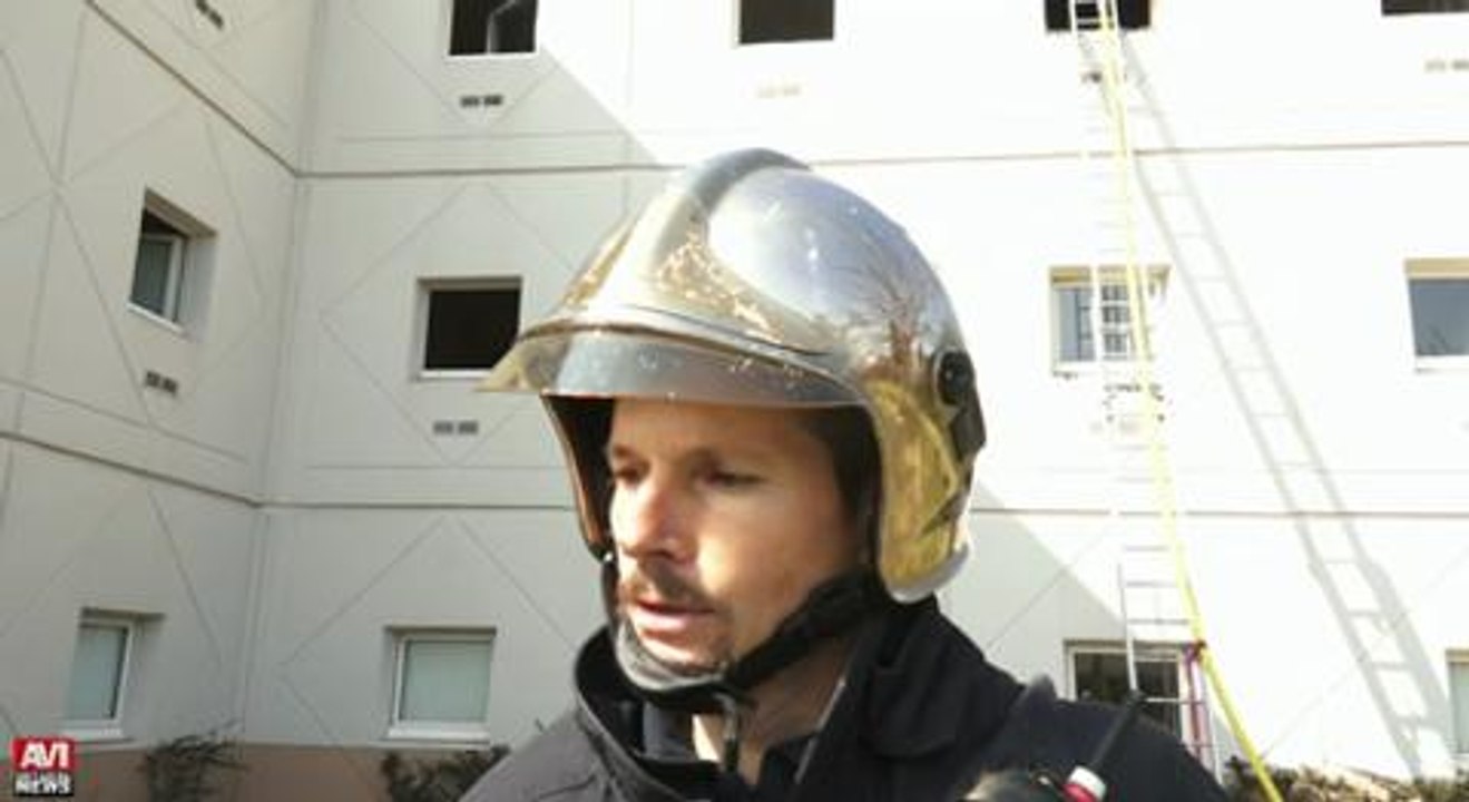 Avignon / Une chambre a feu a l'hotel Formule...