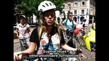 60 revolutionnaires a velo dans les rues...