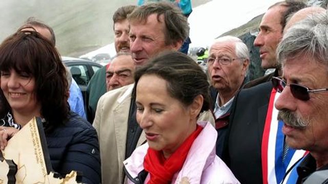 Queyras : Segolene Royal prend de la...