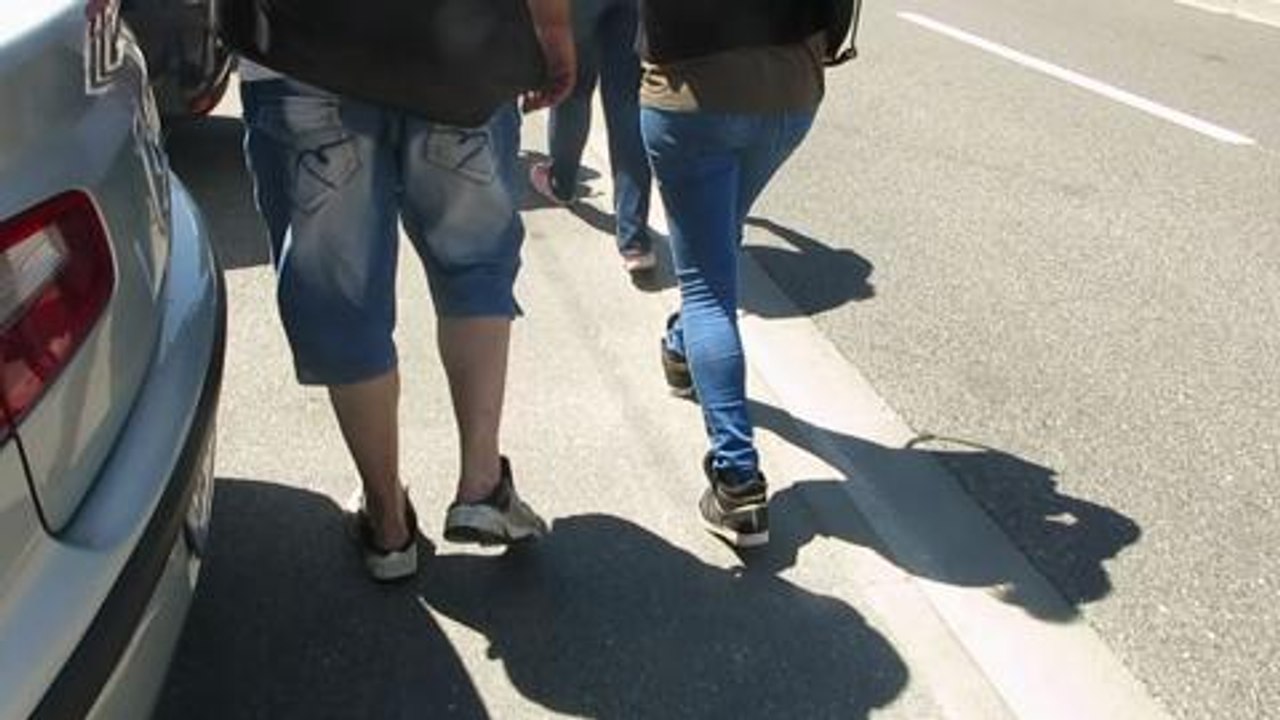 marche croix rouge .mov
