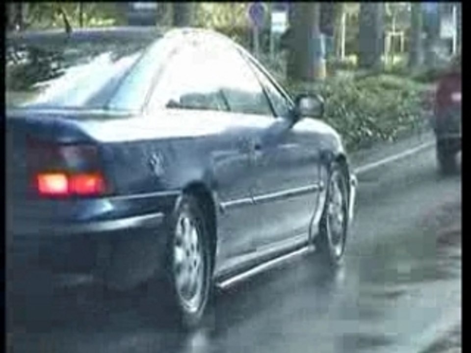 Street racing fun 5min burnout BMW Opel Ford Manta Burnout S