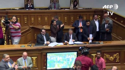 URGENTE: Parlamento declara a Maduro “en abandono del cargo"