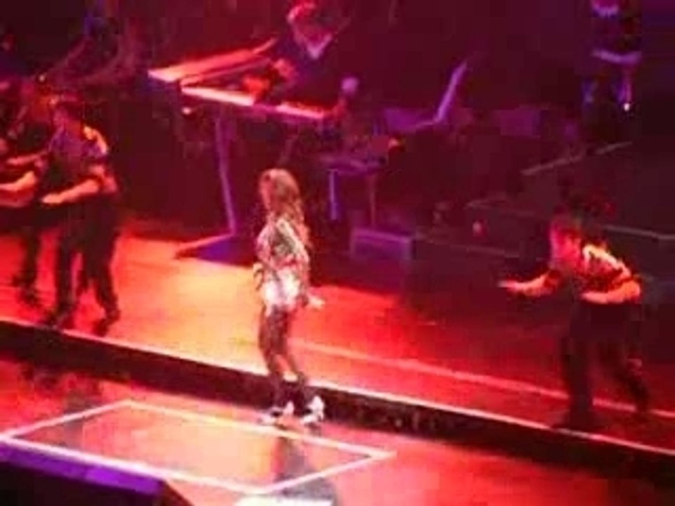 Dove-Dare to Dance Concert-Christina 001