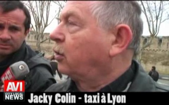 850 taxis manifestent à Avignon contre le lowcost Easytake