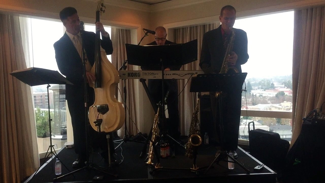 Los Angeles Jazz Trio - Take the A Train (live cover)