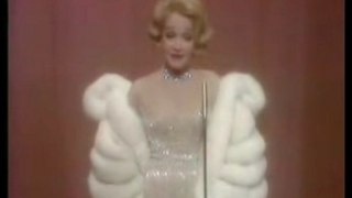MARLENE DIETRICH - I GET A KICK OUT OF YOU