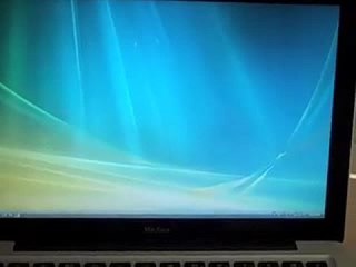 Windows Vista Running on a New Aluminum Macbook