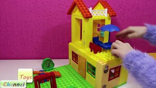 Peppa Pig Mega Bloks House With Swimming Pool And Water Slide Building - Toy Channel