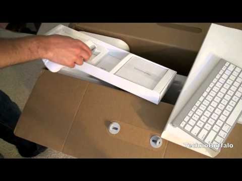 27" iMac Quad Core i7 + SSD Unboxing!