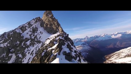 Vol d’un drone dans les Alpes suisses