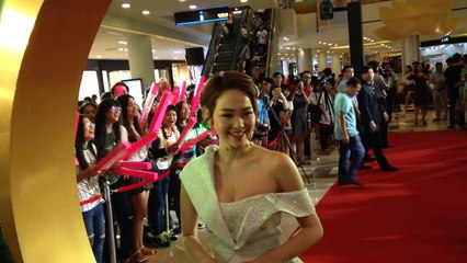 Minh Hằng sexy tại buổi ra mắt phim Bao giờ có yêu nhau