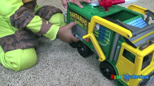 Giant Egg Surprise Opening Ninja Turtles Out of the Shadows Toys Kids Video Ryan ToysReview-5Y0Qc