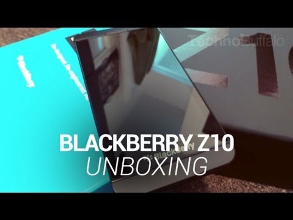 BlackBerry Z10 Unboxing