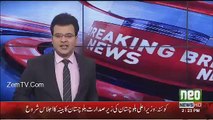 Naeem Bukhari Funny Talk With Journalist Outside SC - 10th January 2017