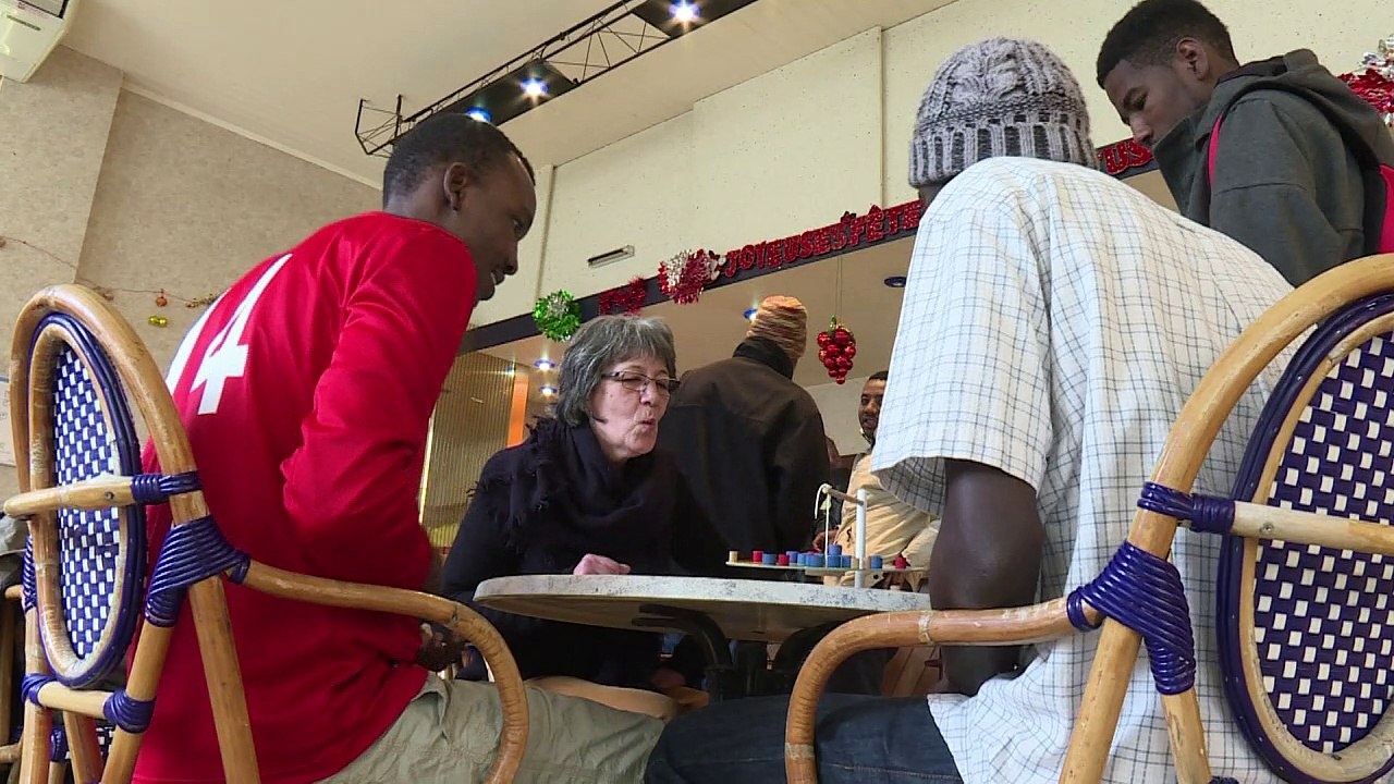 Migrants: un "élan de générosité extraordinaire" à Saint-Brévin