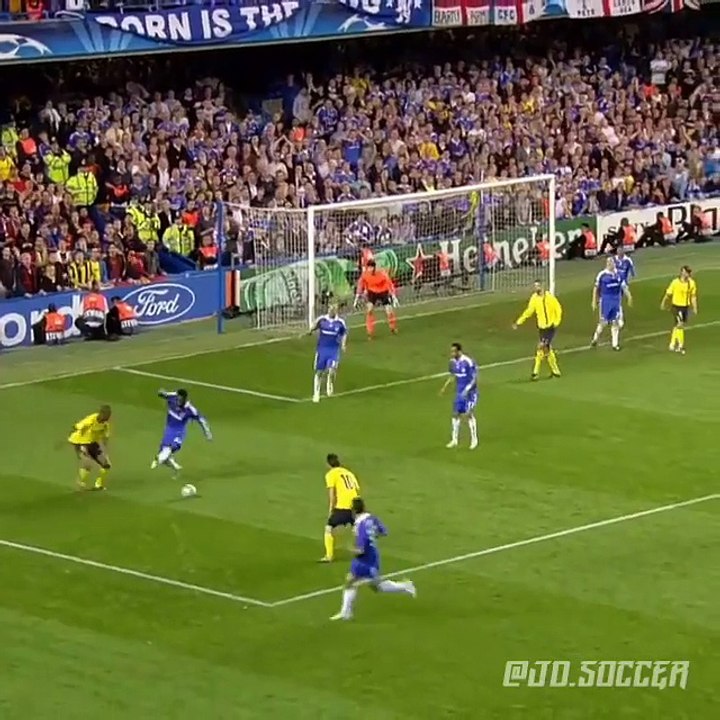 Iniesta's emotional winner against Chelsea in the semi-finals of Champions League!