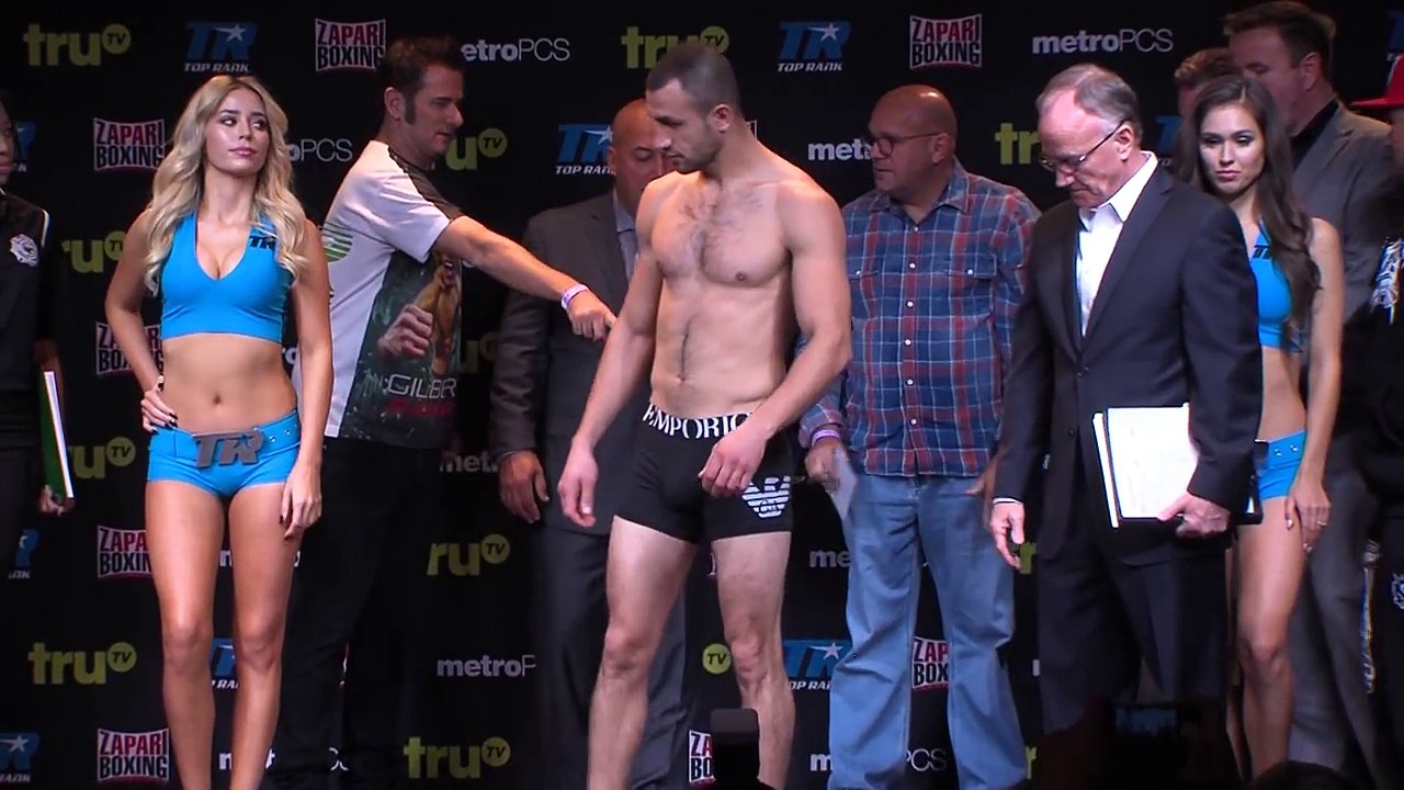 Ramirez vs Khatchikian Weigh-in-8OSn4bAWAqk