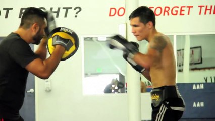 Valdez vs. Avalos - Oscar Valdez Workout & Interview - truTV Debut-dX4HTcFssXk
