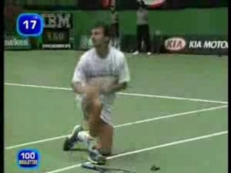 Tennis player killed pigeon
