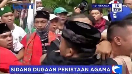 Massa Amankan Seorang Provokator di Sidang Ahok