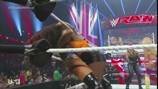 WWE RAW 04.13.15_ Divas Battle Royal