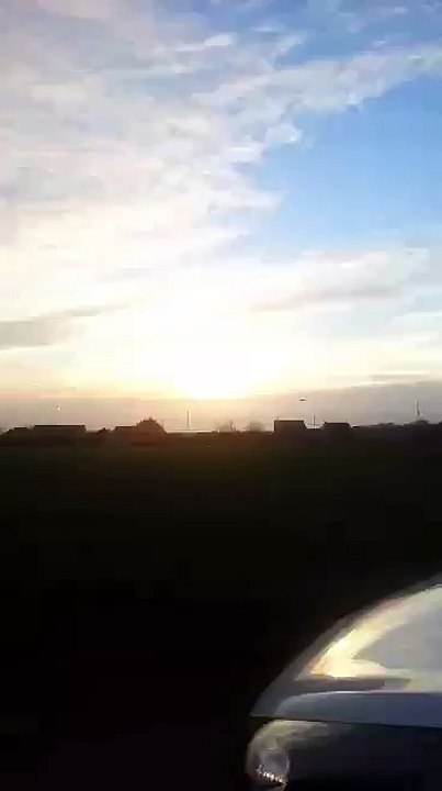 NIBIRU sighting in UK crazy footage two suns in sunset Jan 10 2017