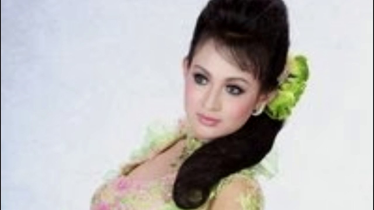 Dewi Azkiya Sulaya Basa