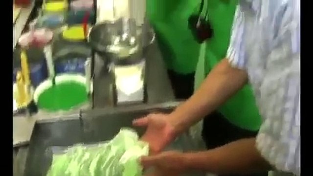 В Японии научились делать искусственную капусту