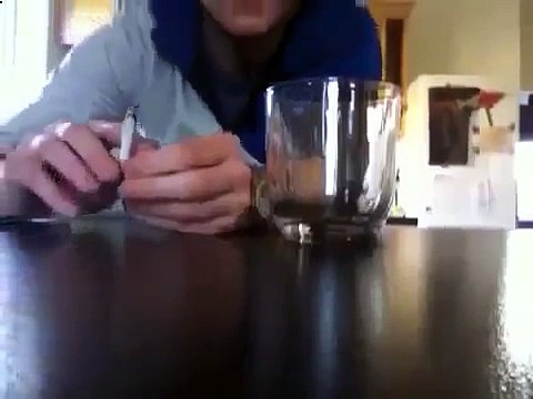Прикол для курящих!Смотрите фокус!