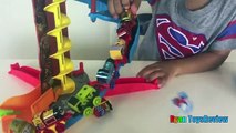 Thomas and Friends Minis Twist N Turn Stunt Thomas the Train DC Super Friends toy trains for kids