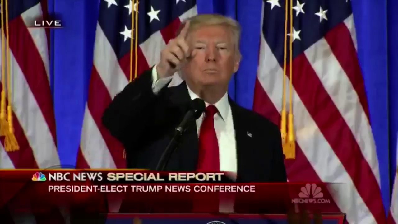 "Vous vous taisez !" : Donald Trump censure la question d'un journaliste de CNN