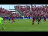 Faryd Mondragon almost scores off a goal kick