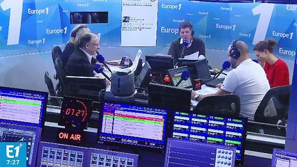 Gisèle Cathéter : "La petite madame Salakis, elle adore la compote. Hein, madame Salakis ?"