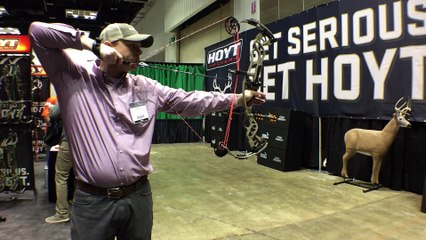 ATA 2017 First Look: Hoyt Carbon Defiant
