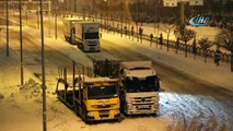 Konya'da kar yağışı ulaşımı olumsuz etkiliyor Hakimiyet