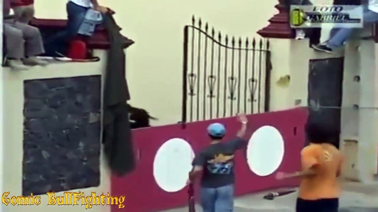 Bull Fighting Accidents 18+ 2017