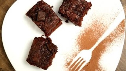Ragi & Oats Brownies | Healthy Chocolate Brownie Recipe | Beat Batter Bake With Upasana