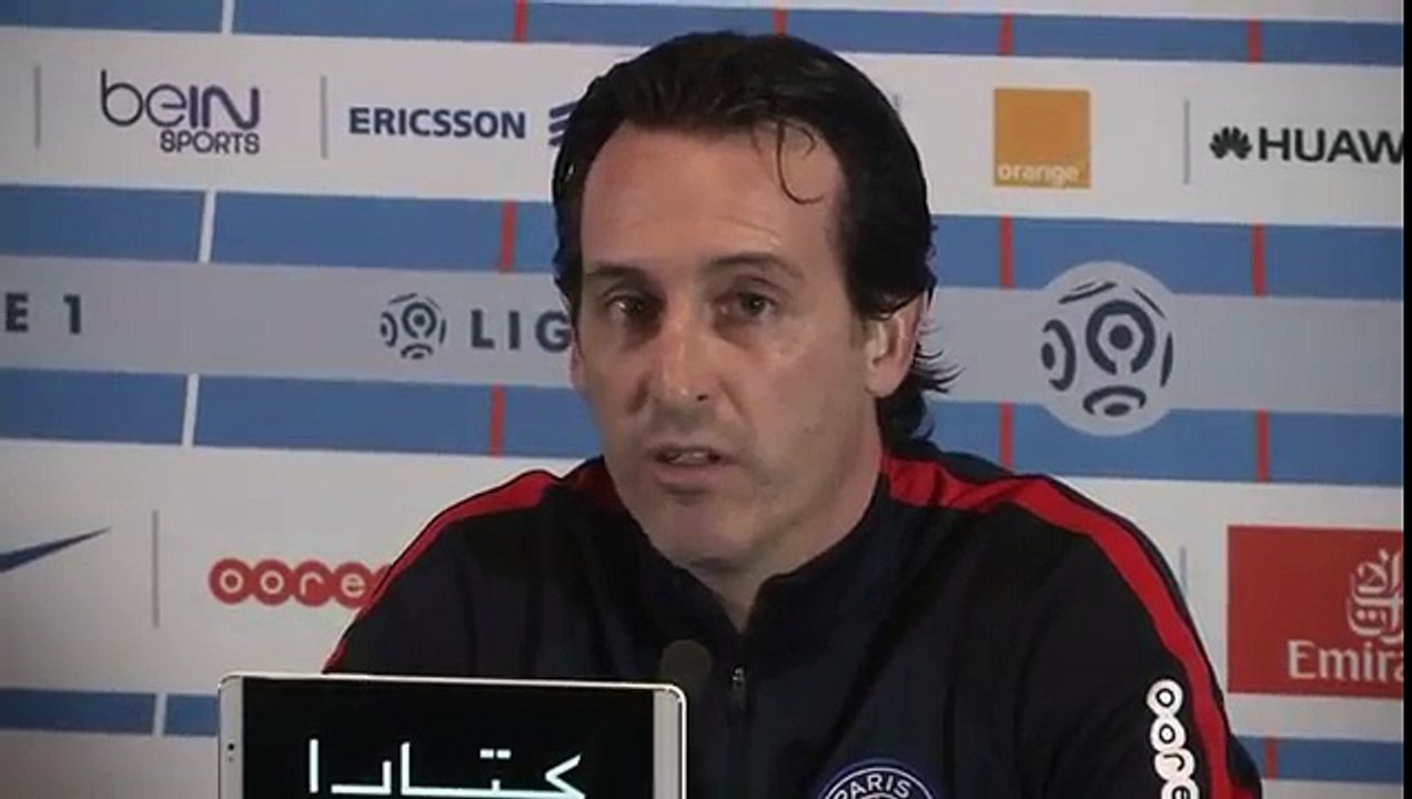 PSG - UNAI EMERY OUVRE LA PORTE A AUGUSTIN