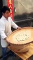 مهارة عالية لخباز صيني