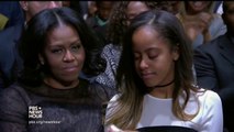L'émotion de Malia Obama lors du discours de son père