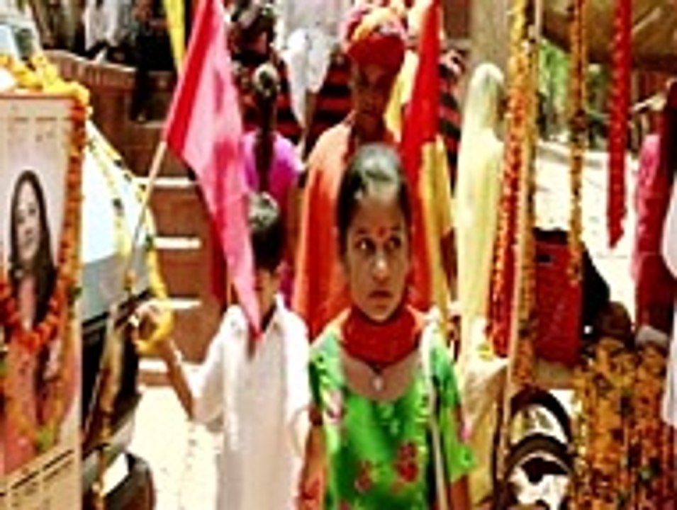 Dhanak (Theatrical Trailer)