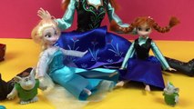 Frozen Dolls Come Alive While Anna Is Not Looking