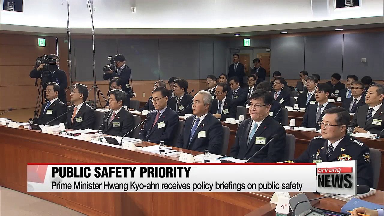 Prime Minister Hwang Kyo-ahn receives policy briefings on public safety