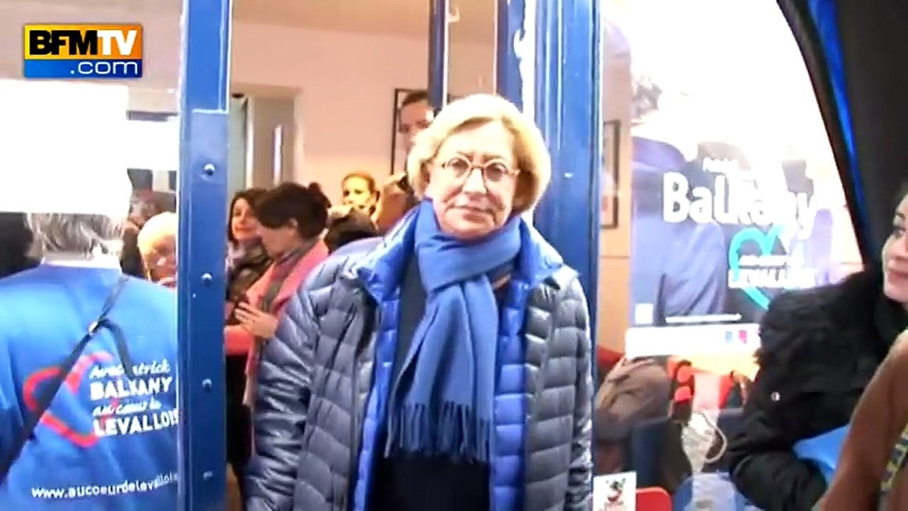 A Levallois, Patrick Balkany confisque une caméra de BFM TV