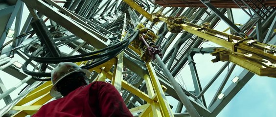 딥워터 호라이즌  DEEPWATER HORIZON  2차 공식 예고편 - 'Heroes' (한국어 CC)-ykxmzrJsnPY