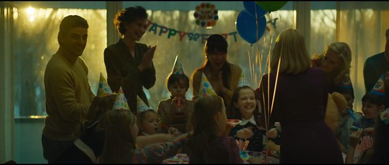 가장 폭력적인 한 해  A MOST VIOLENT YEAR  2차 공식 예고편 (한국어 CC)-YwBjgJDKuHE